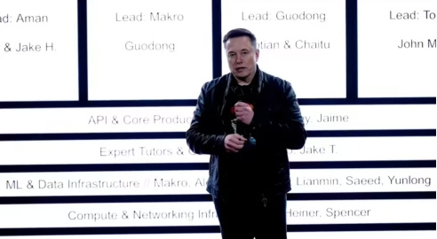 马斯克公布 xAI 新组织架构，提出月球人工智能卫星工厂构想